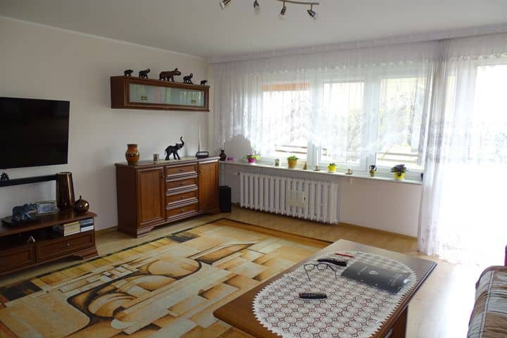 Mieszkanie z garażem na sprzedaż