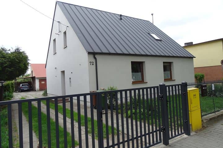 Budynek mieszkalny na sprzedaż