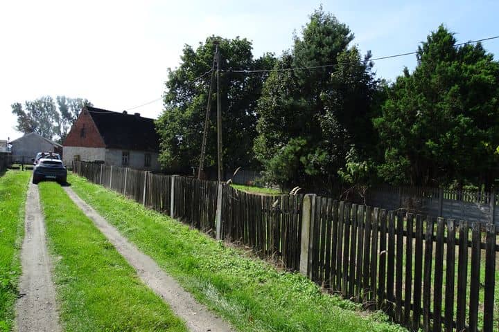 Nieruchomość na sprzedaż