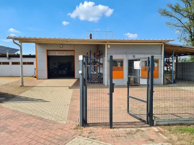 Nieruchomość komercyjna na sprzedaż