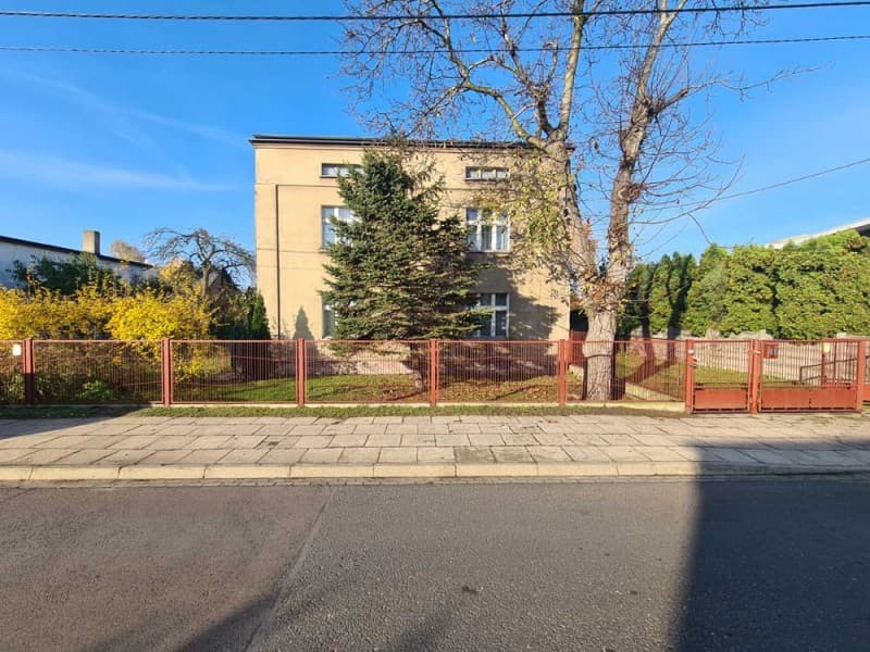 Dwurodzinny dom na sprzedaż