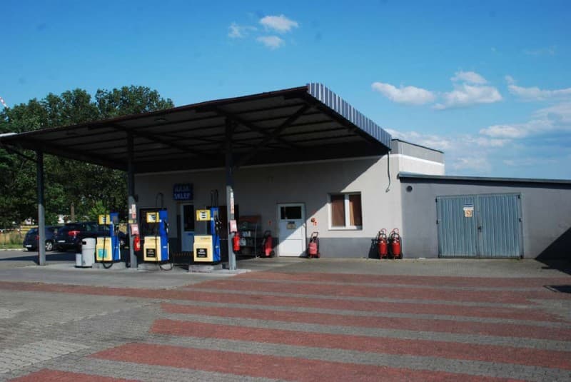 Stacja paliw na sprzedaż