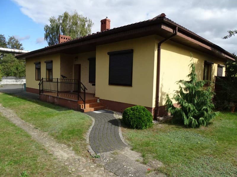 Budynek mieszkalny na sprzedaż