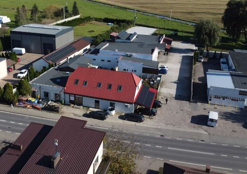 Nieruchomość komercyjna z częścią mieszkalną