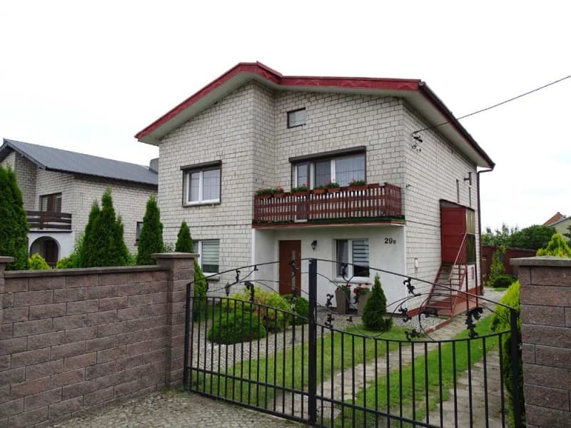 Budynek mieszkalny na sprzedaż