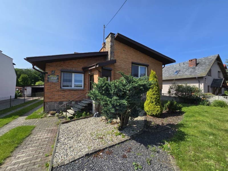 Dwurodzinny dom na sprzedaż