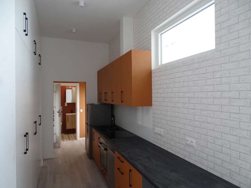 Kawalerka na sprzedaż, parter