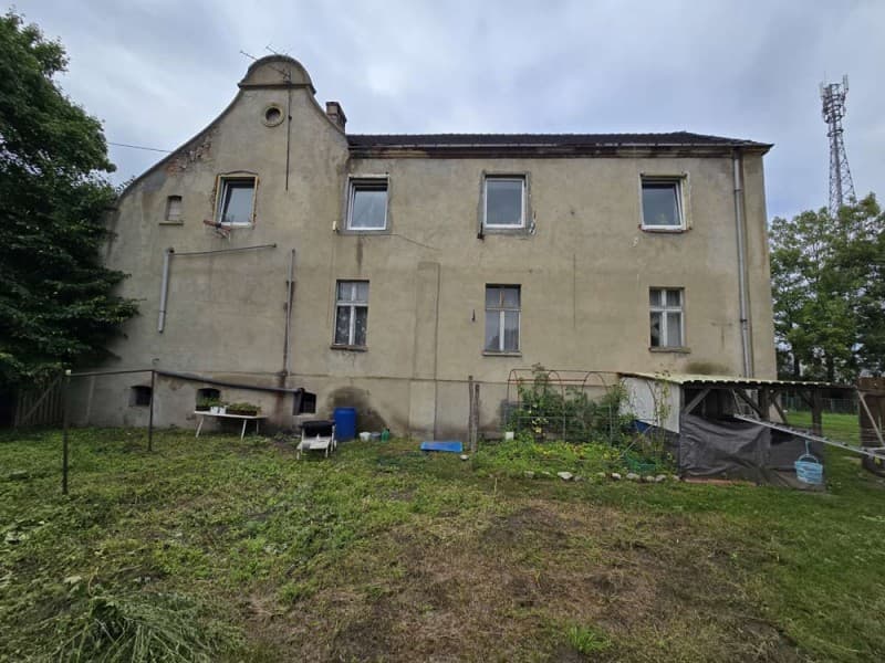 Budynek mieszkalny na sprzedaż