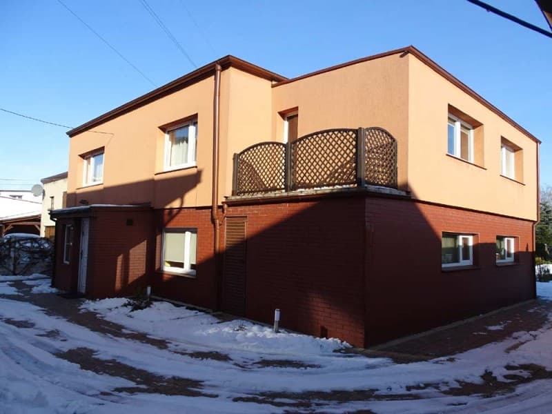 Budynek mieszkalny na sprzedaż