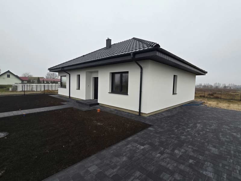 Dom w standardzie deweloperskim na sprzedaż