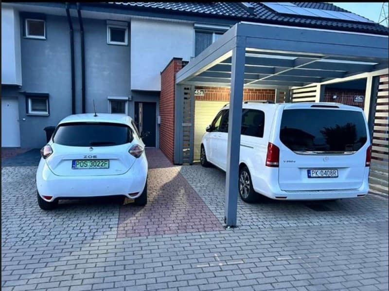 Dom w zabudowie szeregowej na sprzedaż