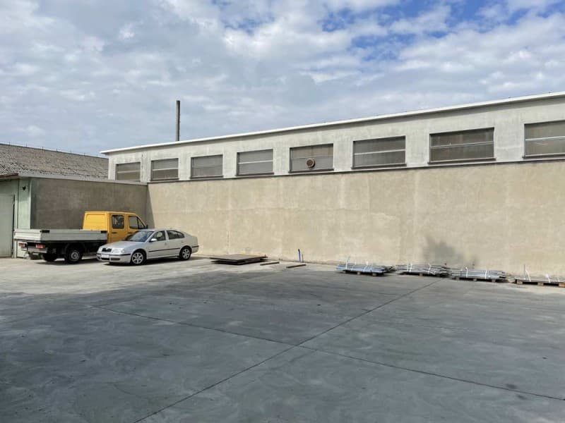 Nieruchomość komercyjna na sprzedaż