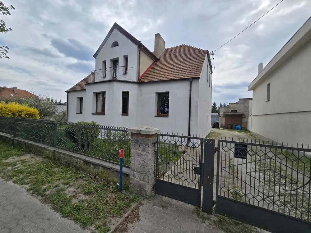 Budynek mieszkalny na sprzedaż