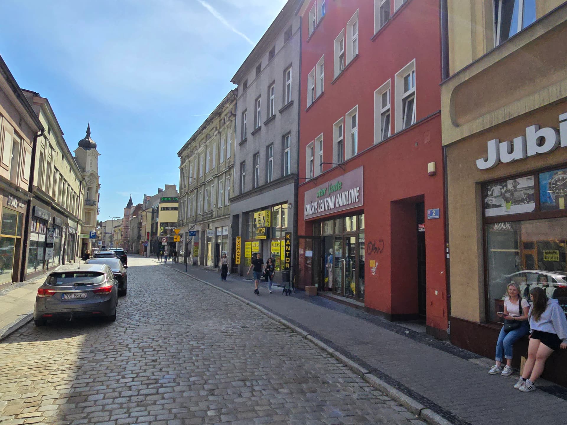 Kamienica w centrum miasta na sprzedaż