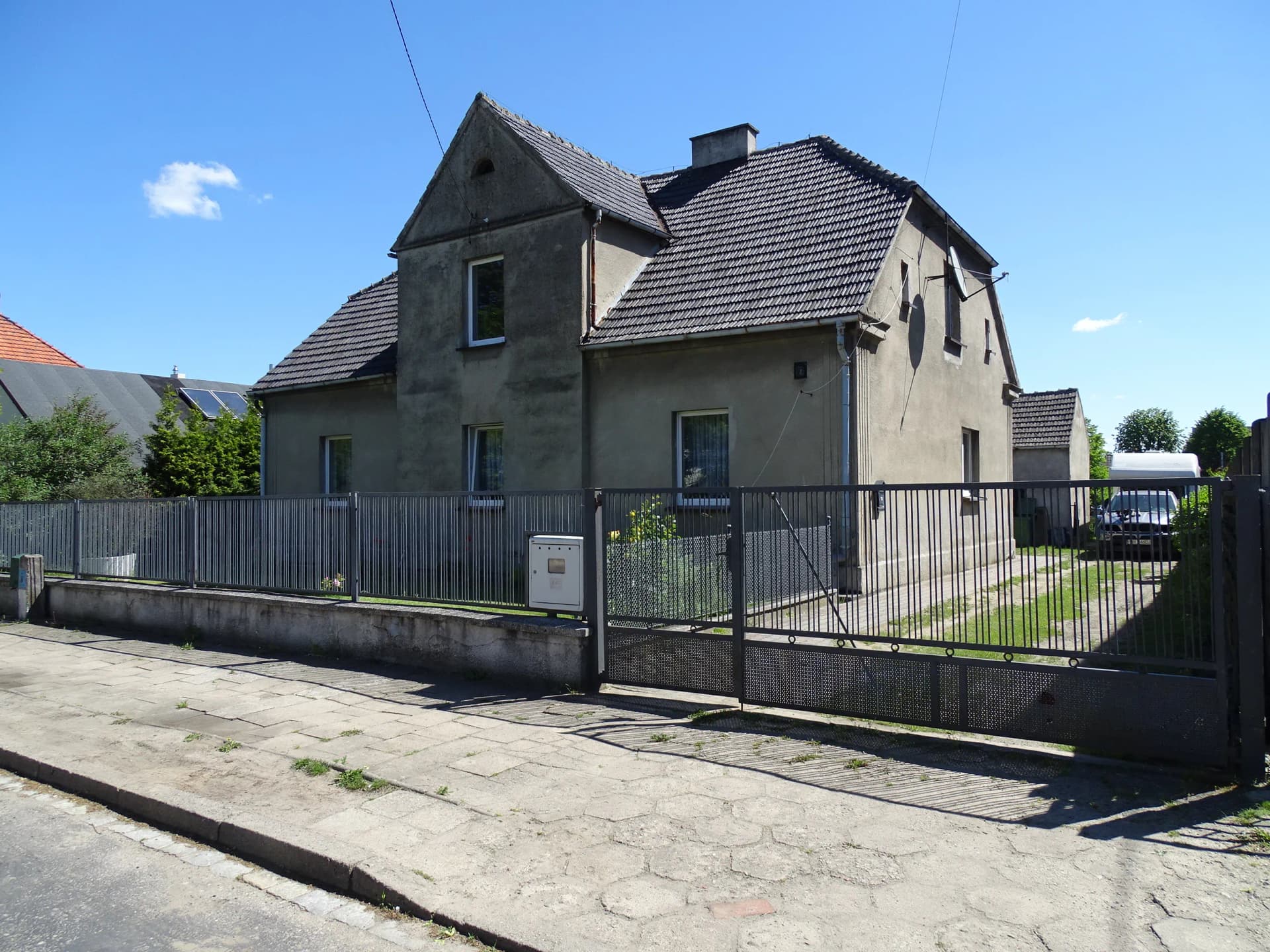 Budynek mieszkalny na sprzedaż