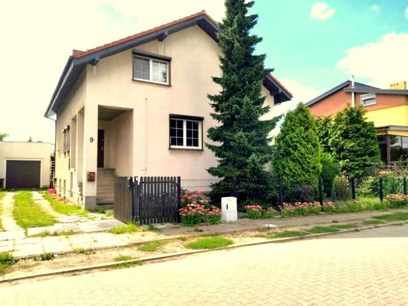 Budynek mieszkalny na sprzedaż