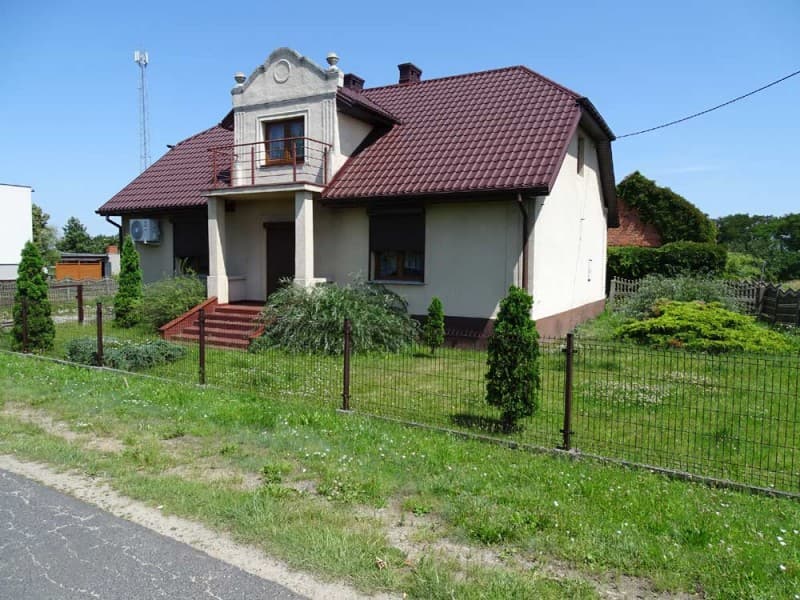 Dom na sprzedaż