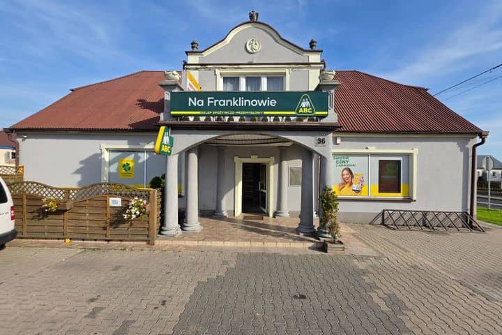 Nieruchomość komercyjna na sprzedaż